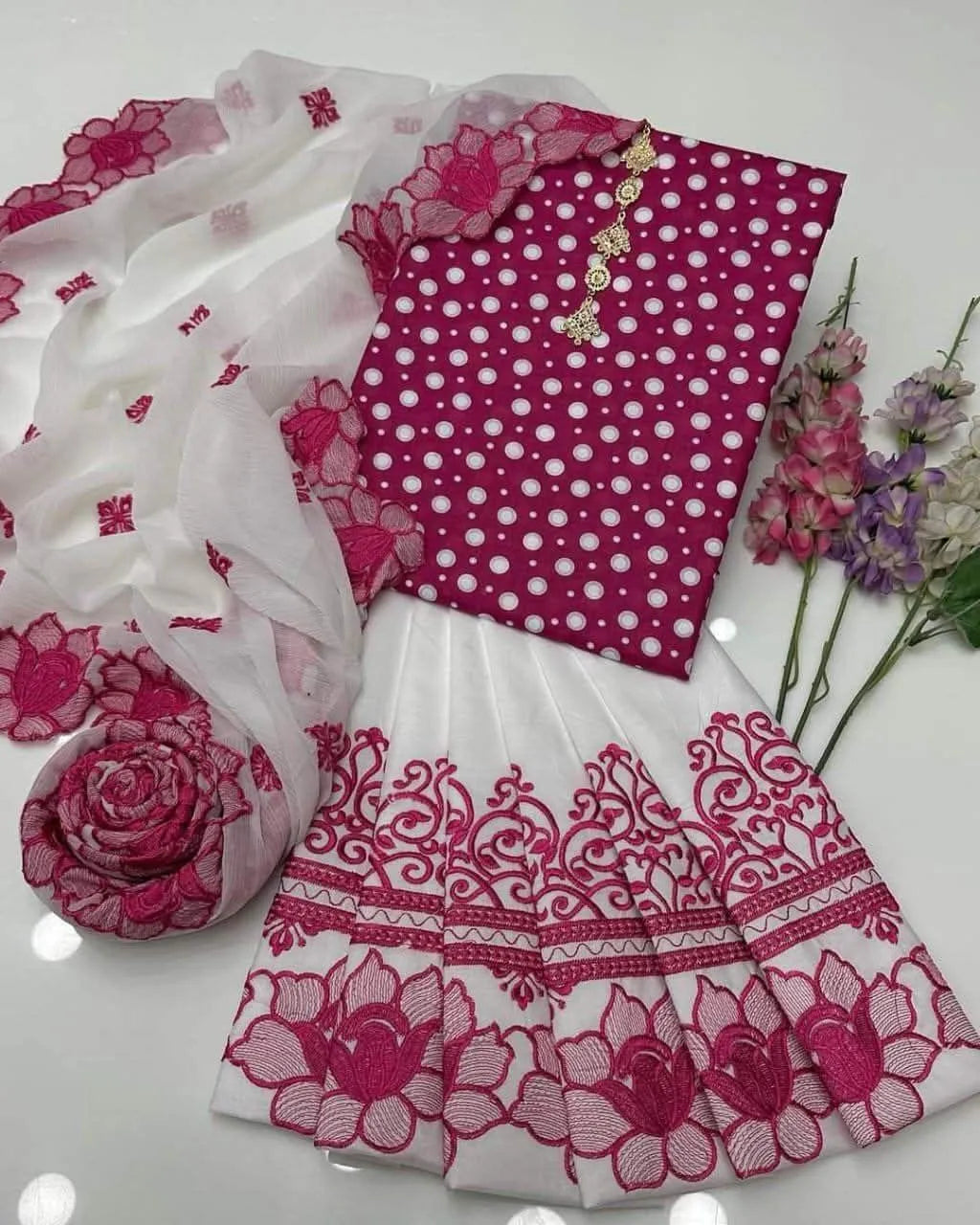 Pakistani Women's Pink Floral Kurta Pajama Set with White Dupatta